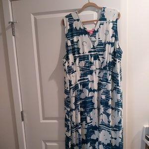 Woman within size 3xL sun dress